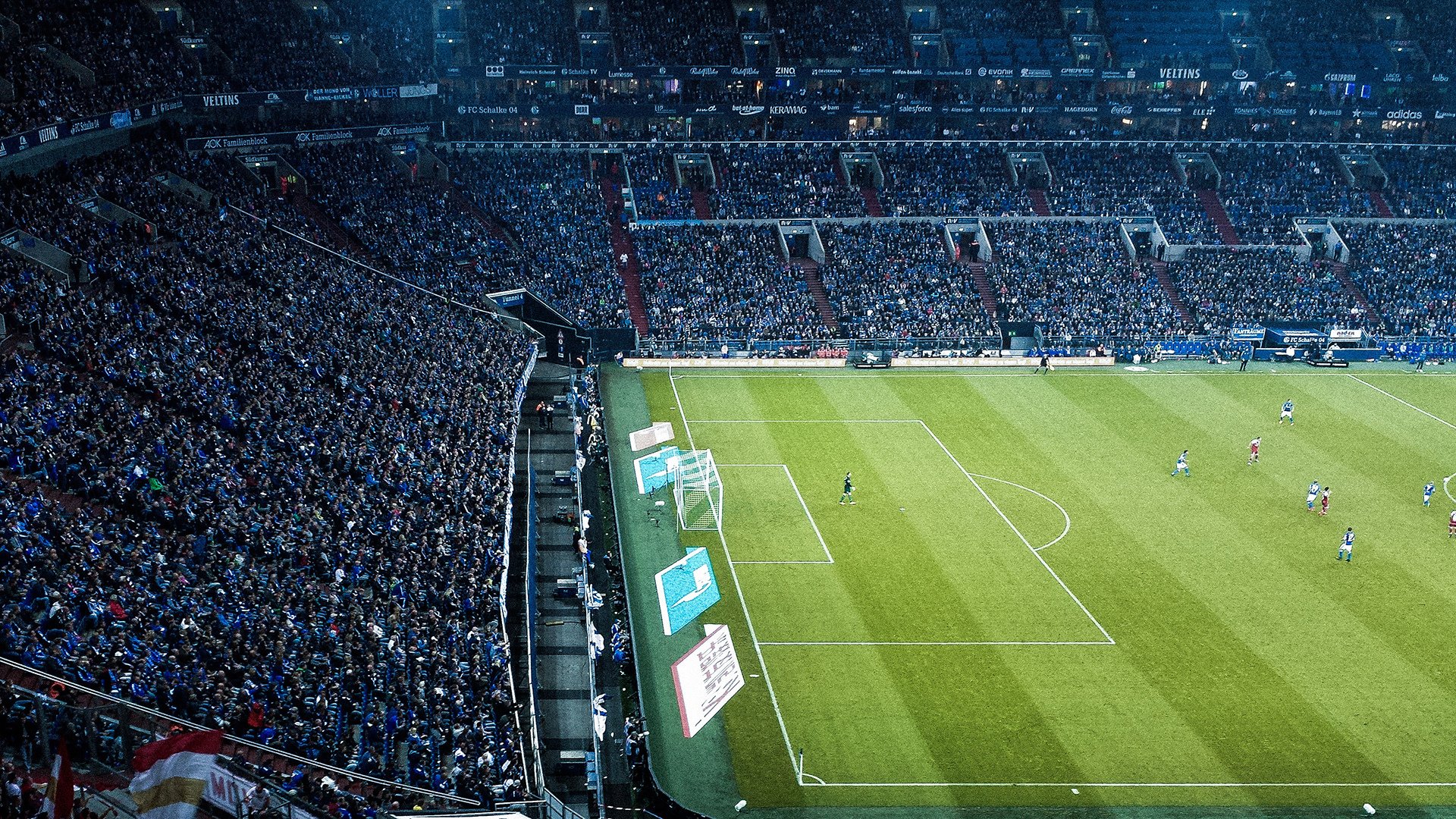 竞速与安全：F1未来的发展方向，f1比赛安全车