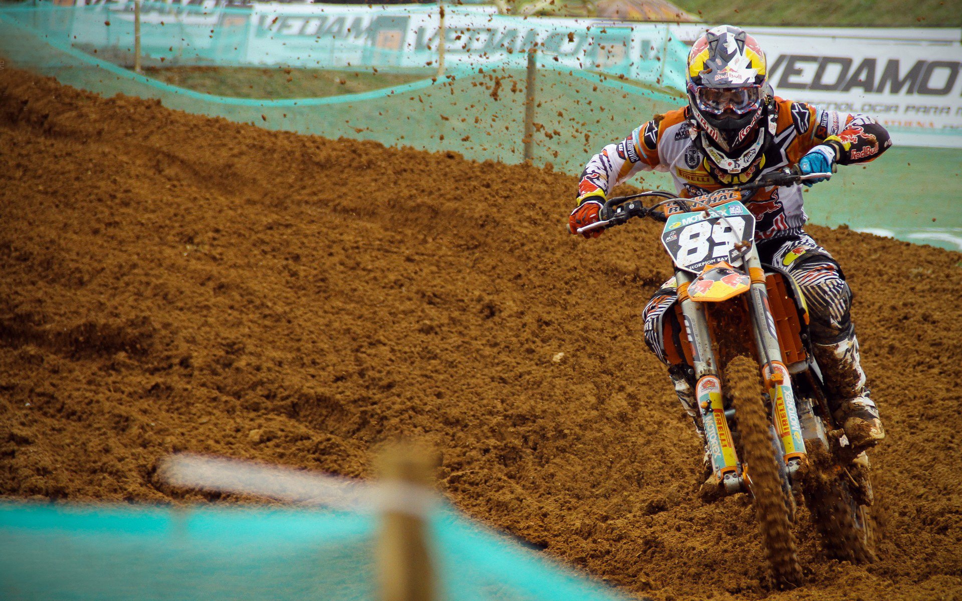 壮丽开幕：全球篮球豪强劲敌对决激燃战