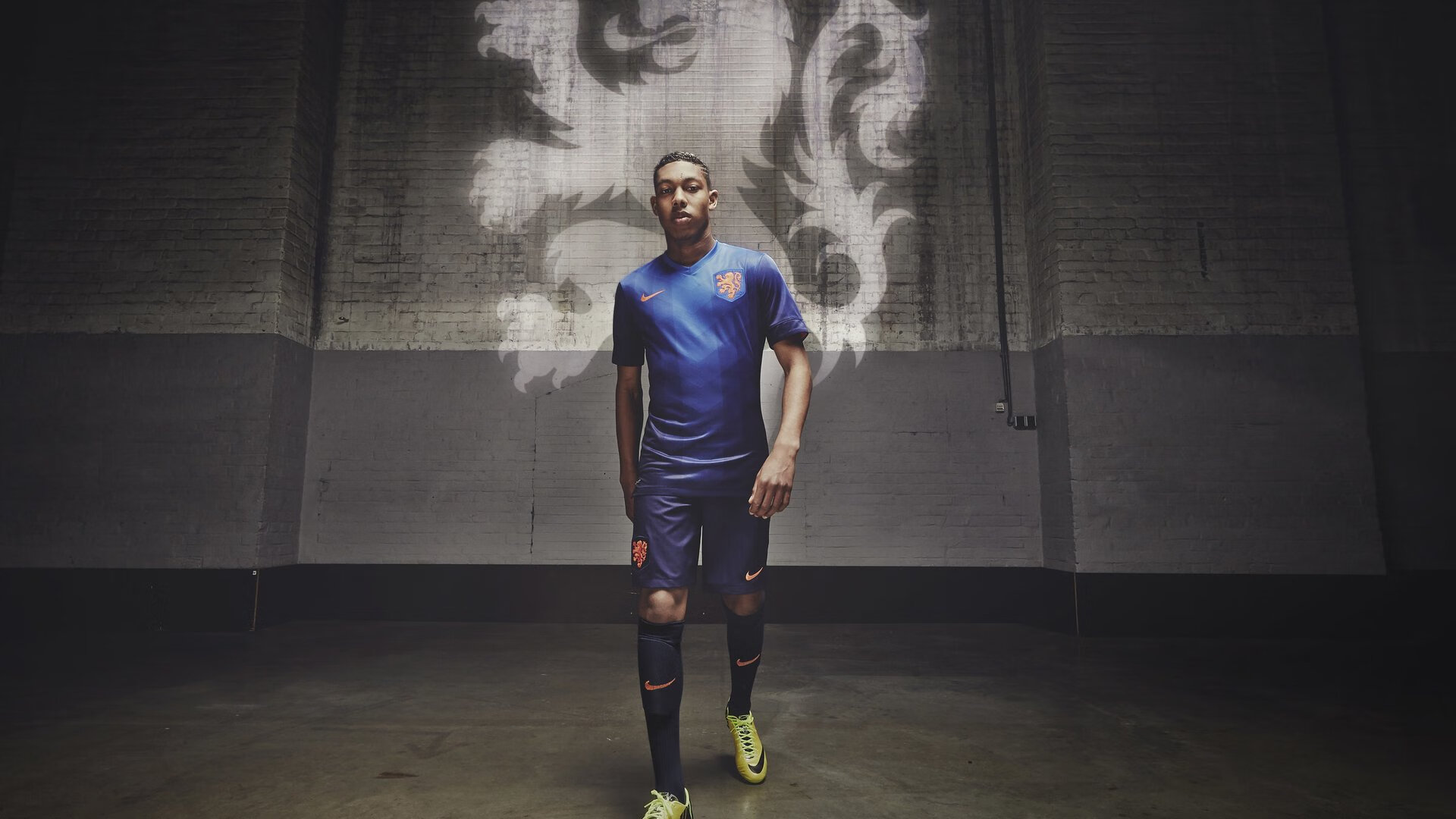 沃尔夫斯堡队连战连胜，士气高涨，沃尔夫斯堡队歌